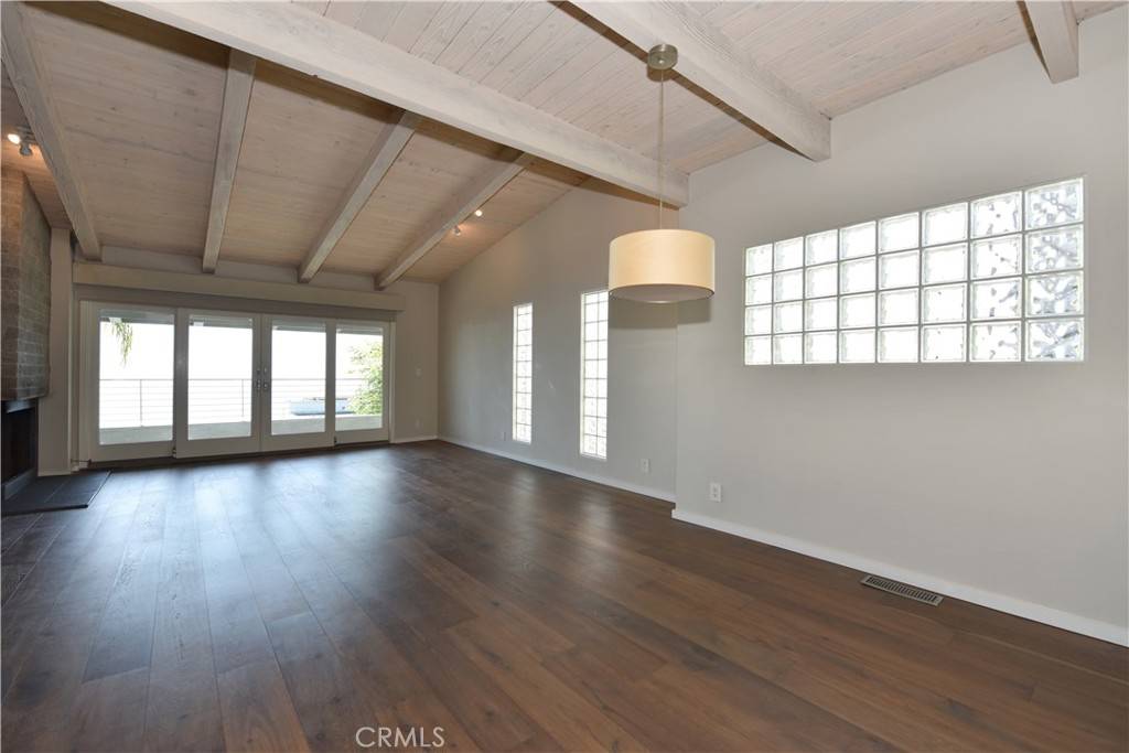 Laguna Beach, CA 92651,1110 Katella ST