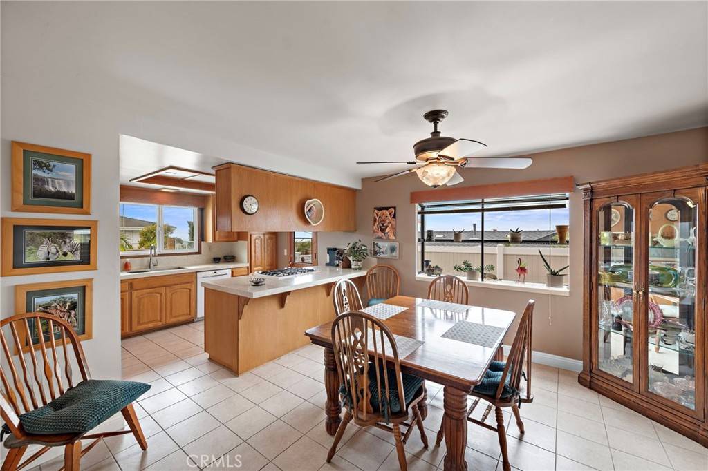 San Clemente, CA 92672,405 Avenida Salvador