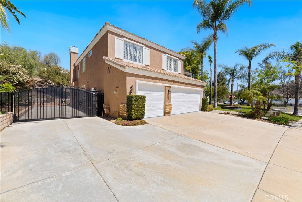 Corona, CA 92879,1114 Casandra LN