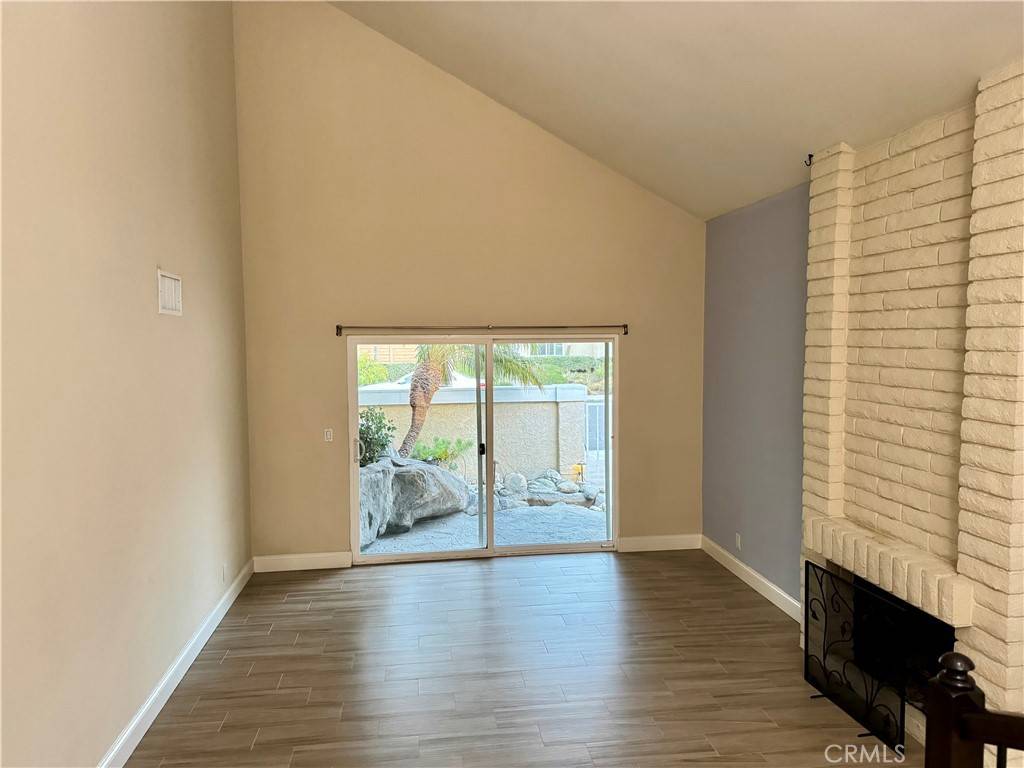 Irvine, CA 92604,43 Sparrowhawk
