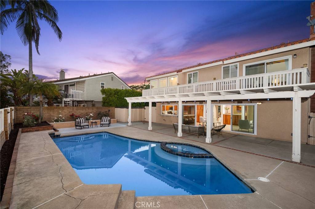 Laguna Hills, CA 92653,24852 Costeau ST