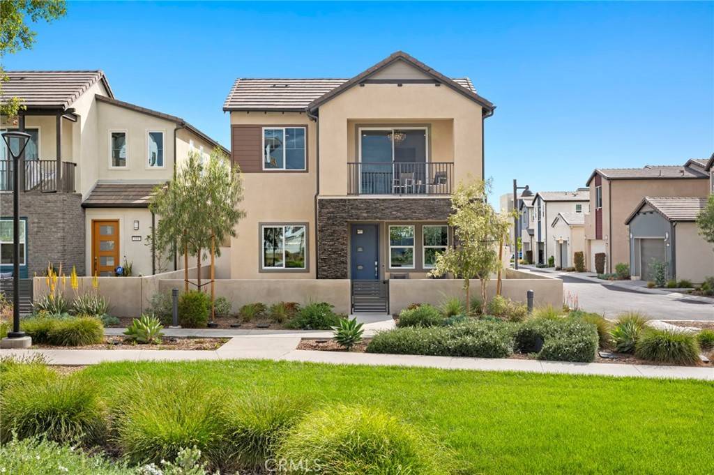 Irvine, CA 92618,113 Bosal