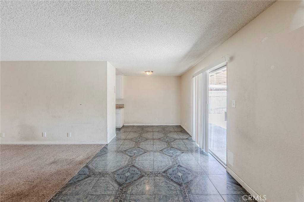 Fontana, CA 92336,6743 Tokay AVE