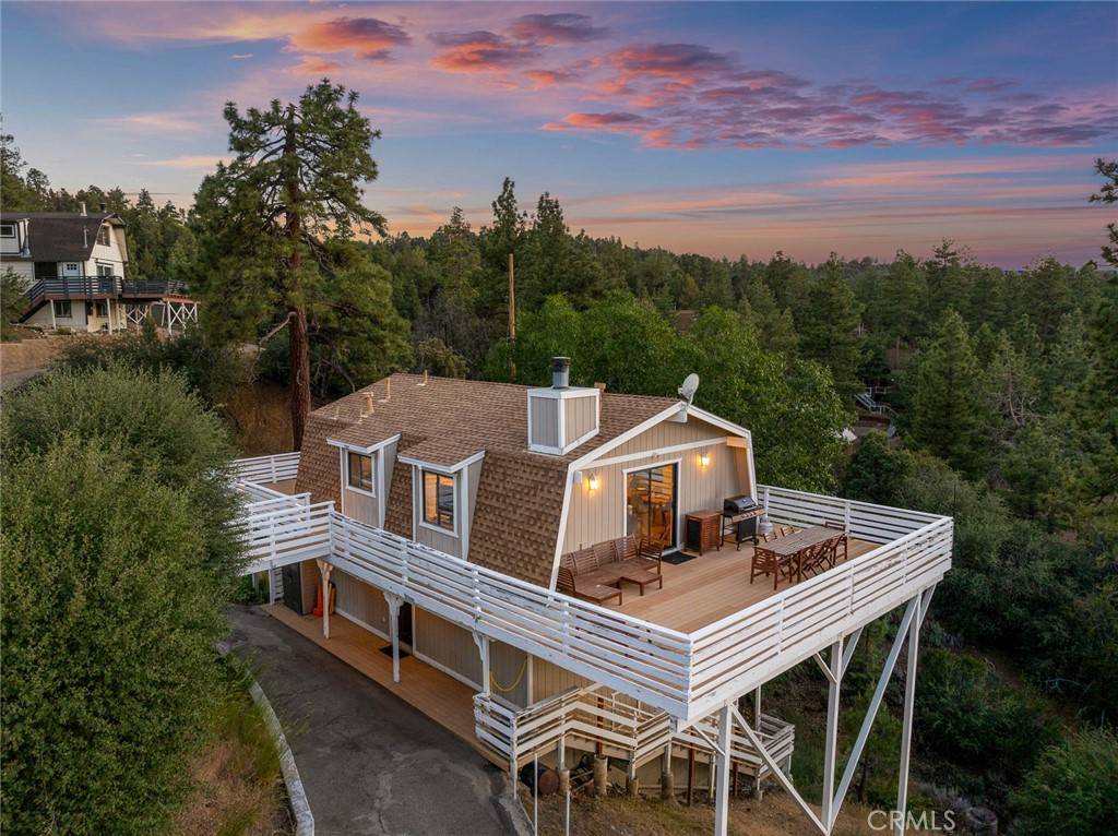 Big Bear City, CA 92314,520 Marlowe DR