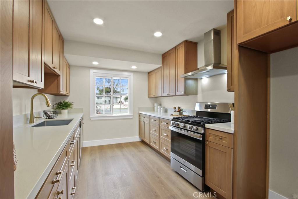 Anaheim, CA 92804,2030 W Orange AVE
