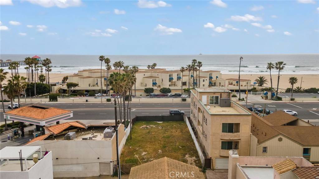 Huntington Beach, CA 92648,714 Pacific Coast
