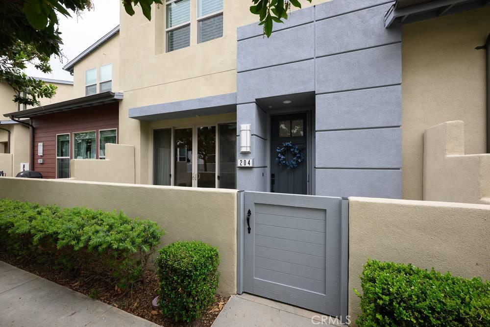 Rancho Mission Viejo, CA 92694,204 Alienta LN