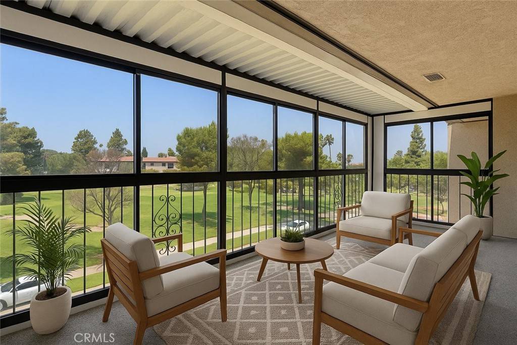 Laguna Woods, CA 92637,2384 Via Mariposa W #3G