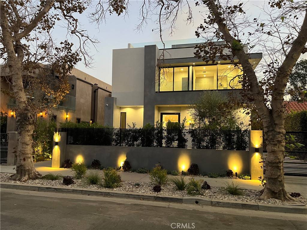 Los Angeles, CA 90048,6430 Drexel AVE
