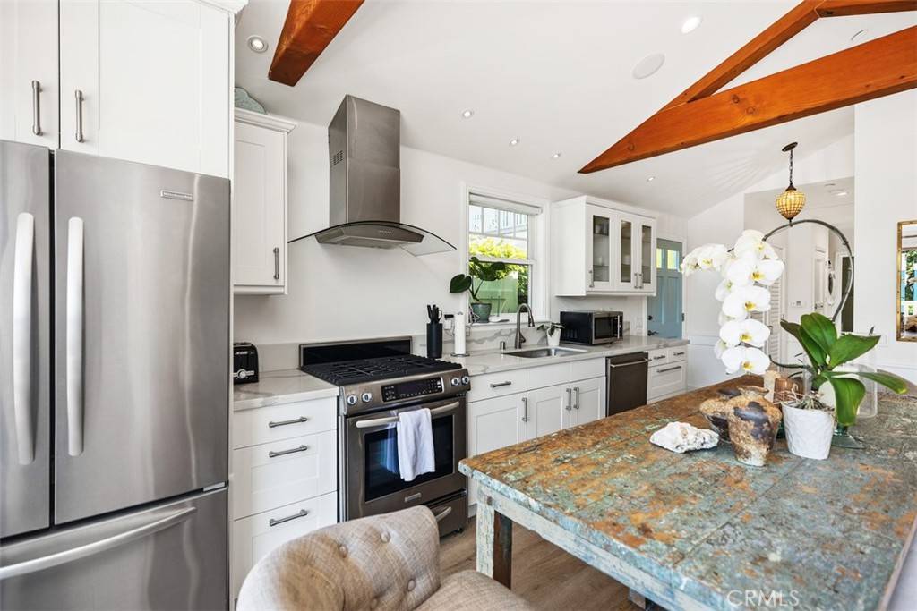 Laguna Beach, CA 92651,385 Mermaid