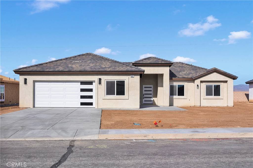 6693 Banyan AVE, Hesperia, CA 92345