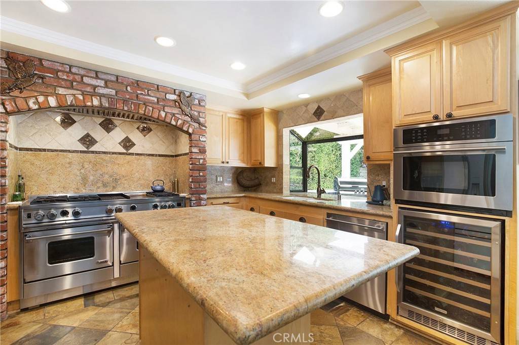 Laguna Niguel, CA 92677,24002 Cormorant LN