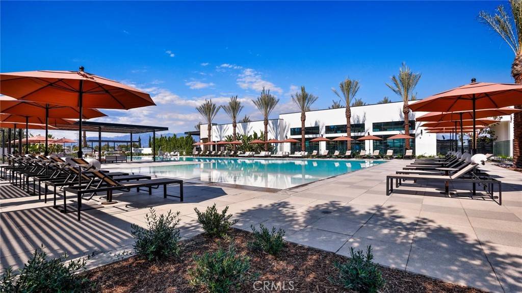 Montebello, CA 90640,218 Canterbury WAY