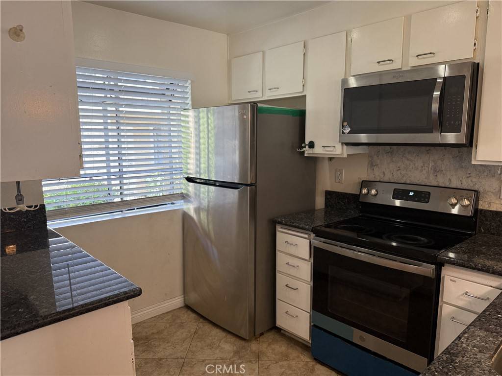 Irvine, CA 92620,157 Pineview