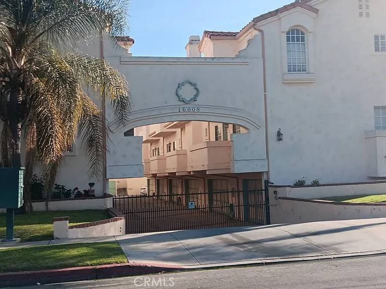 16008 La Salle AVE #11, Gardena, CA 90247