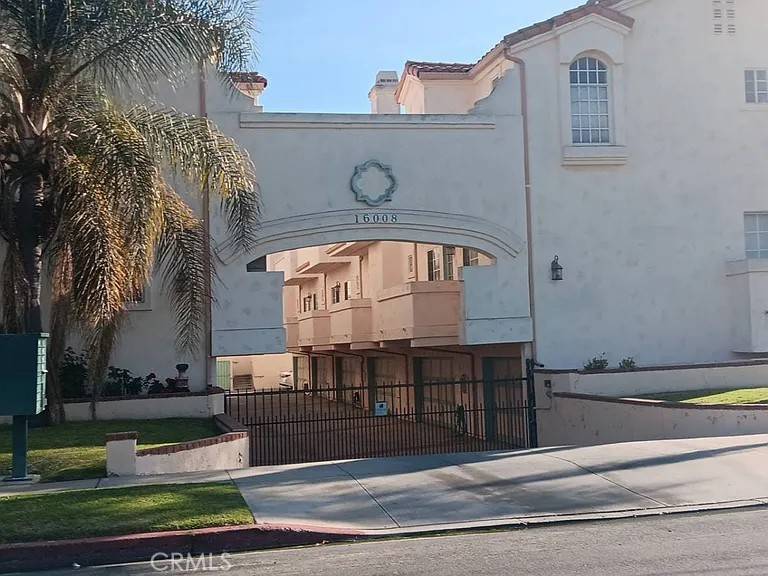 16008 La Salle AVE #11, Gardena, CA 90247