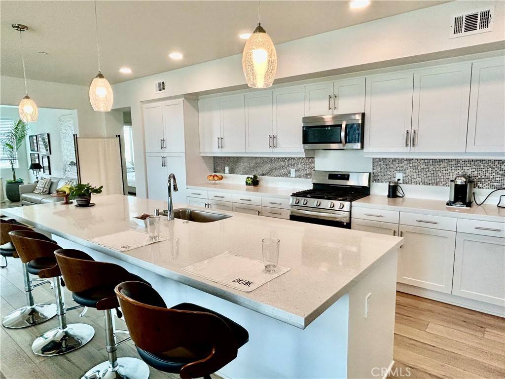 Oxnard, CA 93036,2870 Wagon Wheel RD #304