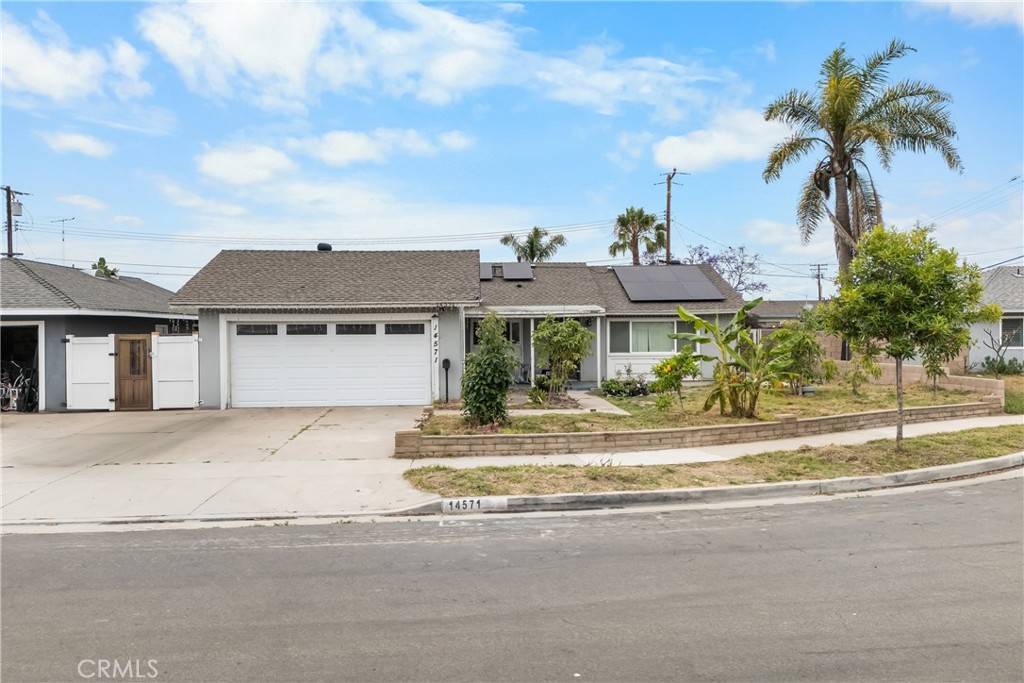 Huntington Beach, CA 92647,14571 Yucca CIR