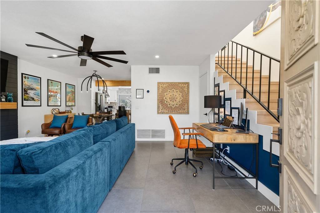 Palm Springs, CA 92264,2423 Los Patos