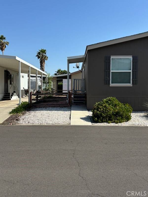 San Jacinto, CA 92583,21100 State ST #360