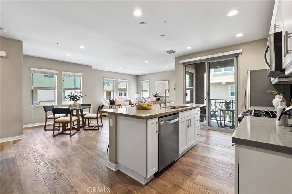 Lake Forest, CA 92610,109 Alder Ridge