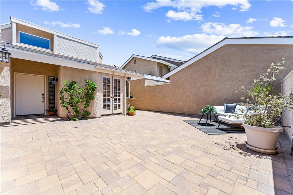 Laguna Niguel, CA 92677,28082 Palmetto CT