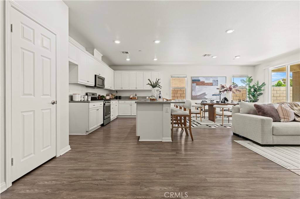 Ontario, CA 91762,4733 S Rogers WAY