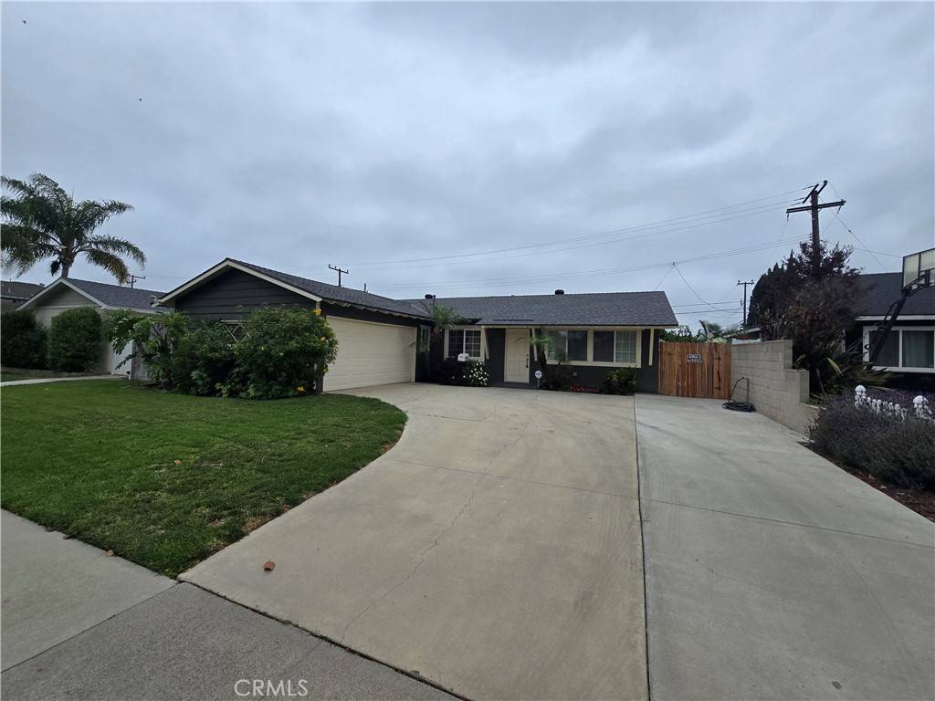 6792 Sylvia DR, Huntington Beach, CA 92647