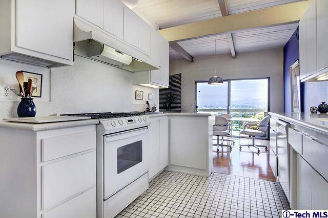 Los Angeles, CA 90031,956 Montecito DR