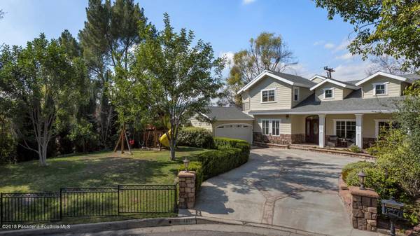 4917 Burgoyne LN, La Canada Flintridge, CA 91011