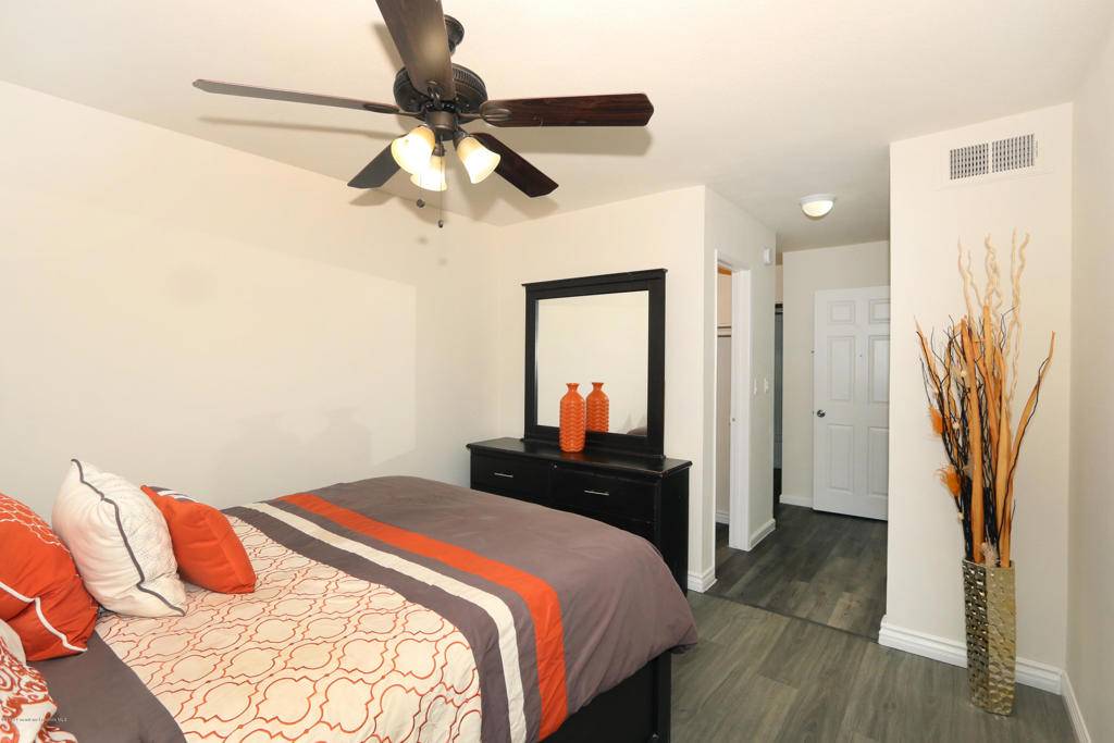 Tarzana, CA 91356,18620 Hatteras ST #157