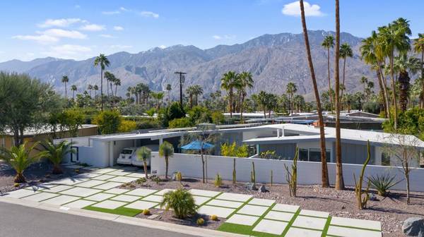 249 N Orchid Tree LN, Palm Springs, CA 92262