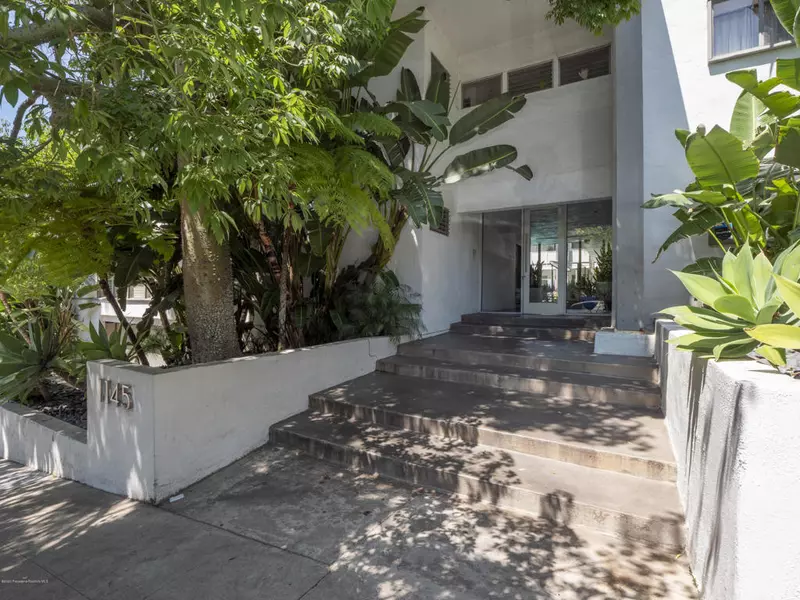 1145 Larrabee ST #20, West Hollywood, CA 90069