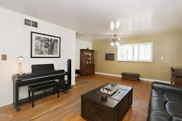 2635 Gondar AVE Long Beach, CA 90815