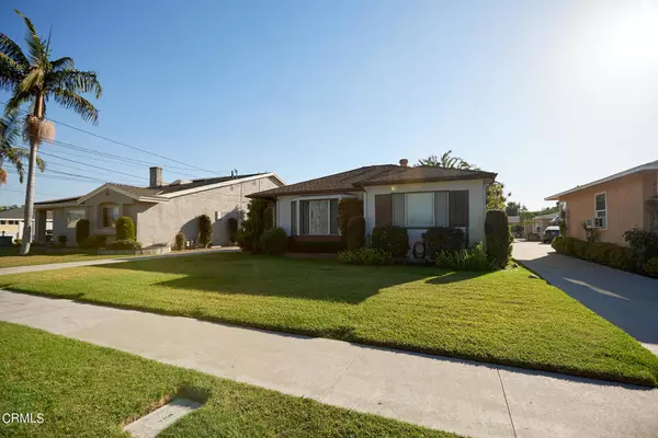 Downey, CA 90241,8340 Luxor ST