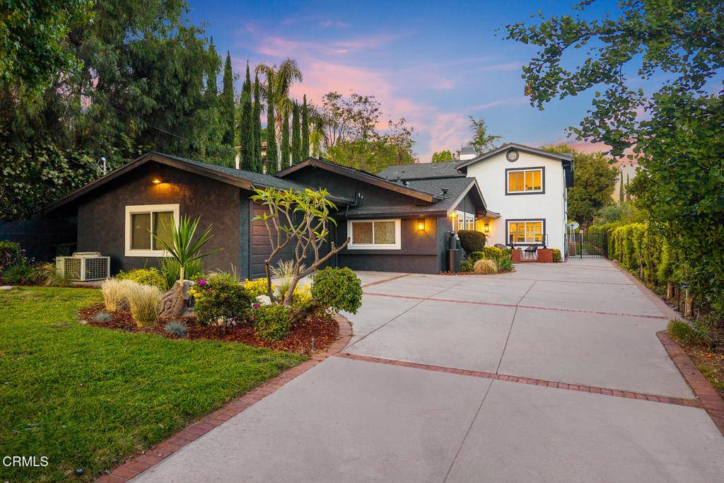 4754 Palm DR, La Canada Flintridge, CA 91011