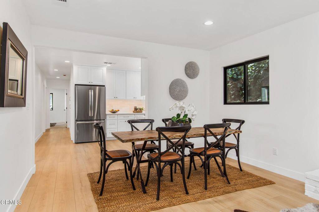 La Crescenta, CA 91214,3015 Henrietta AVE