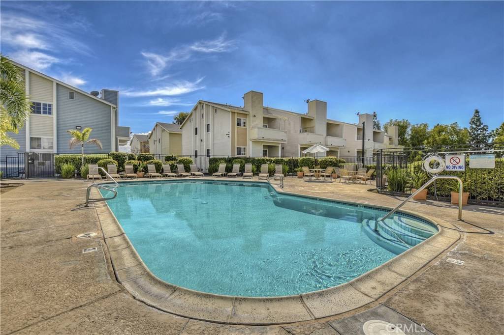 Azusa, CA 91702,777 S Citrus AVE #160