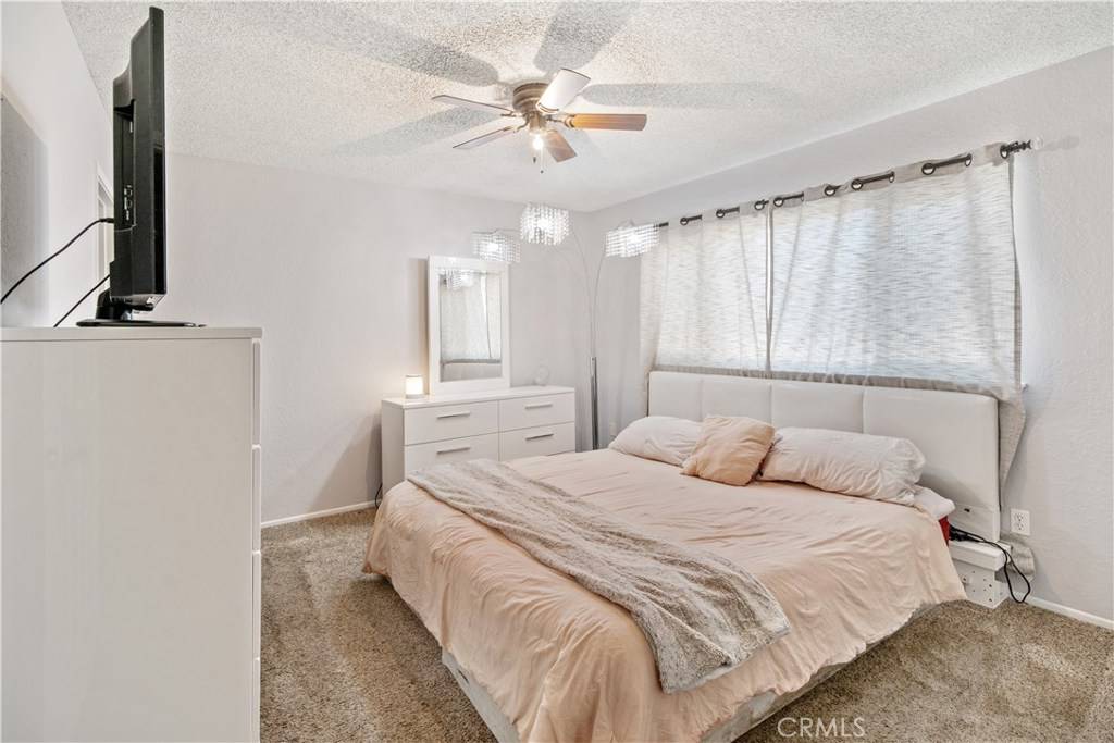 Redlands, CA 92374,1542 Webster ST