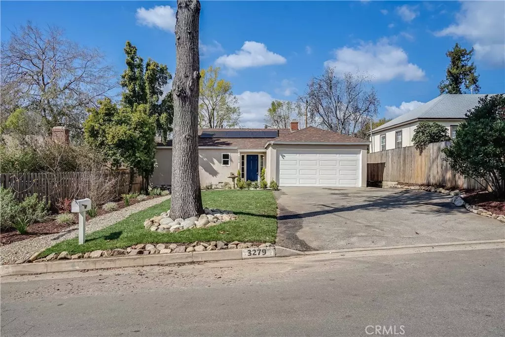 Altadena, CA 91001,3279 Raymond AVE