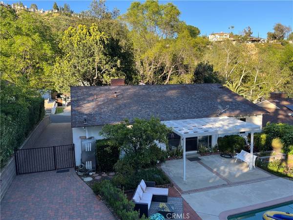 La Canada Flintridge, CA 91011,480 Paulette PL