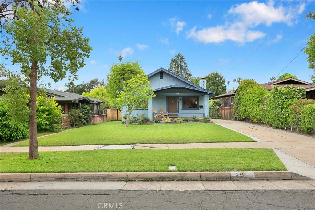 Pasadena, CA 91104,859 N Chester AVE