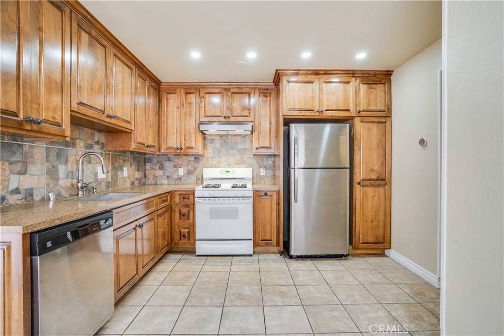Palmdale, CA 93552,37940 42nd ST E #129