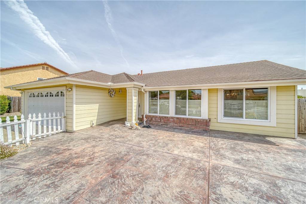 Santa Maria, CA 93454,522 Amber LN