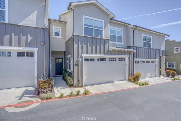 Arroyo Grande, CA 93420,304 Creekview CT