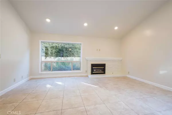 San Luis Obispo, CA 93401,32 El Mirador CT