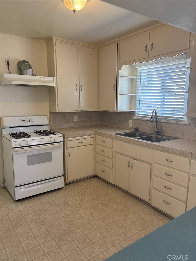 Arroyo Grande, CA 93420,418 E Grand AVE