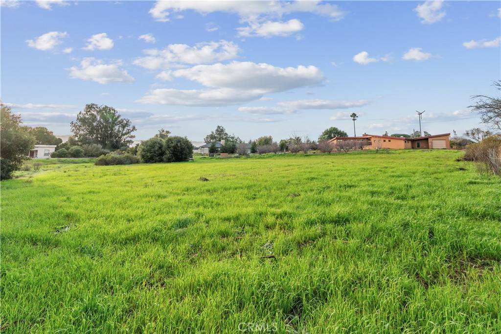 San Luis Obispo, CA 93401,5275 Windmill WAY