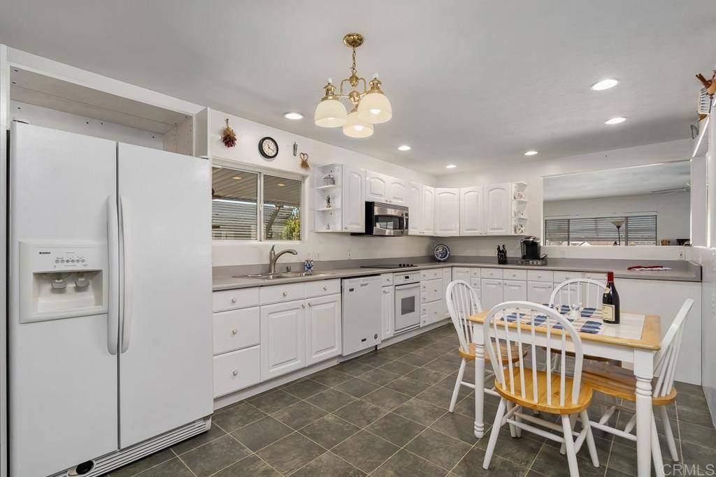 Lakeside, CA 92040,9500 Harritt Rd #165