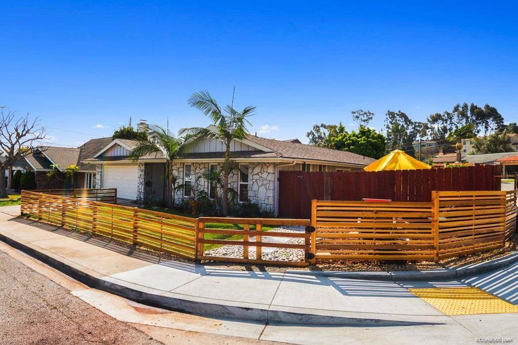 Chula Vista, CA 91910,22 Sandalwood DR